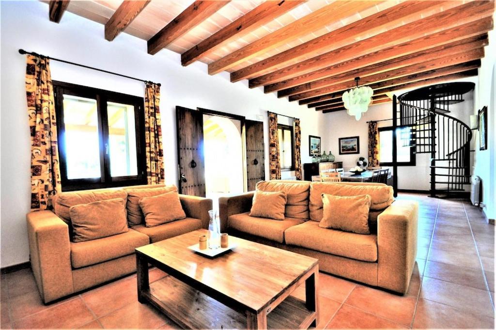 Cas Borrassos- Finca Con Piscina Privada Y Vistas Despejadas Пальма-де-Майорка Экстерьер фото